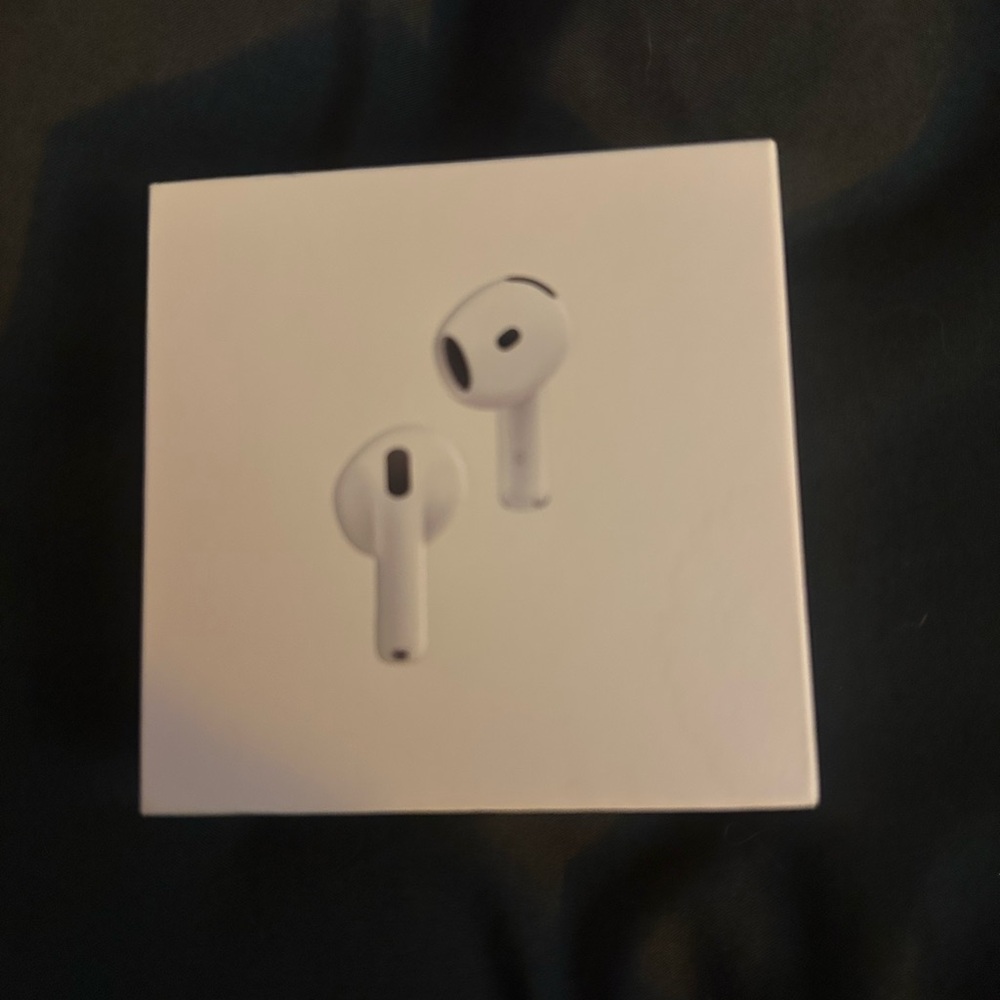 AirPods White Wireless Earbuds